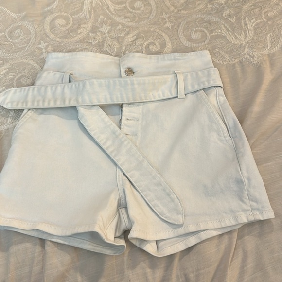 GRLFRND The Brynn Short in Hot Sugar (10) - Picture 2 of 6